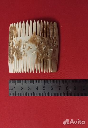 Костяной гребень ручной работы