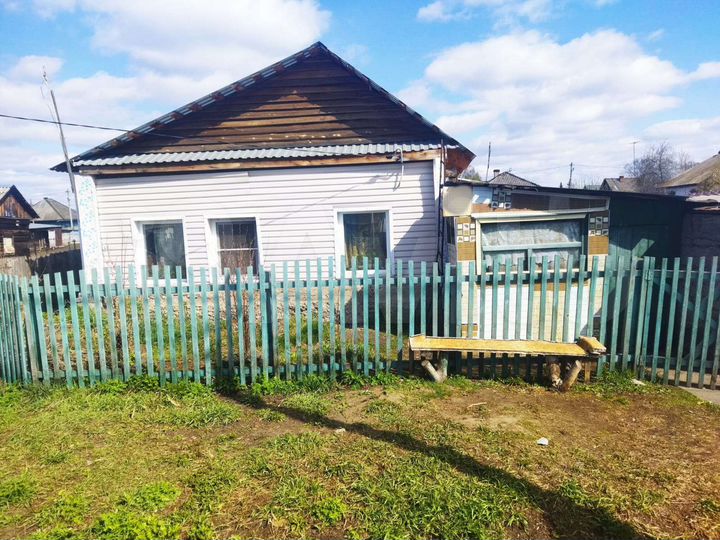 Дом 40 м² на участке 6 сот.