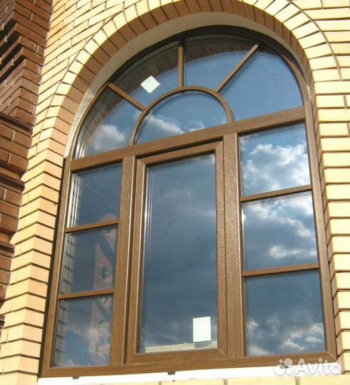 Окна в Раевской