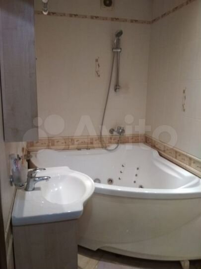 2-к. квартира, 64 м², 9/22 эт.