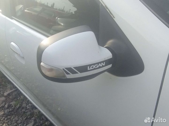 Рено Логан 2 в разборе