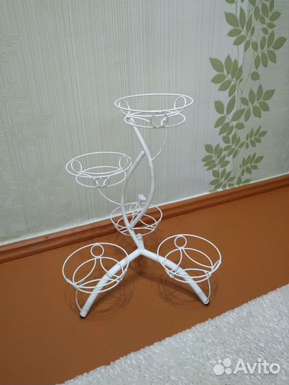 Подставка для цветов на подоконник