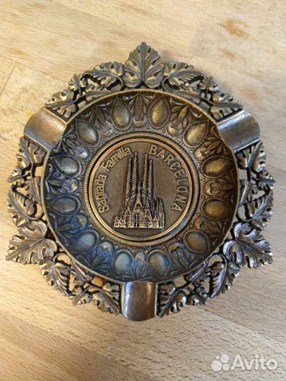 Пепельница Barcelona новая