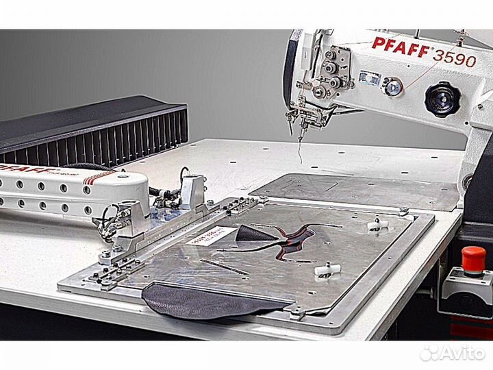 Швейный автомат Pfaff 3709
