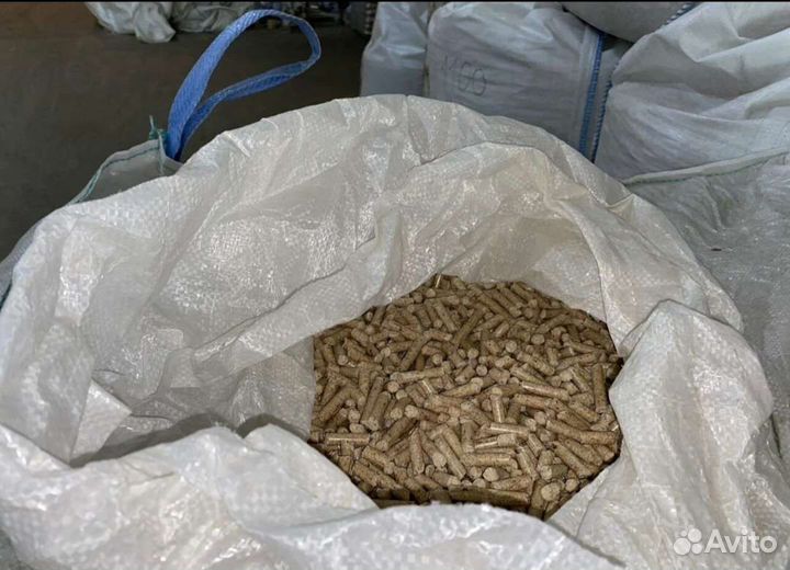 Древесный наполнитель для кошек