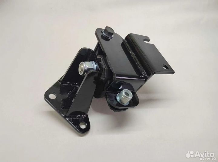 Левая опора двигателя улучшенная Веста 8450006299