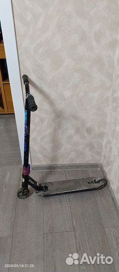 Трюковой самокат