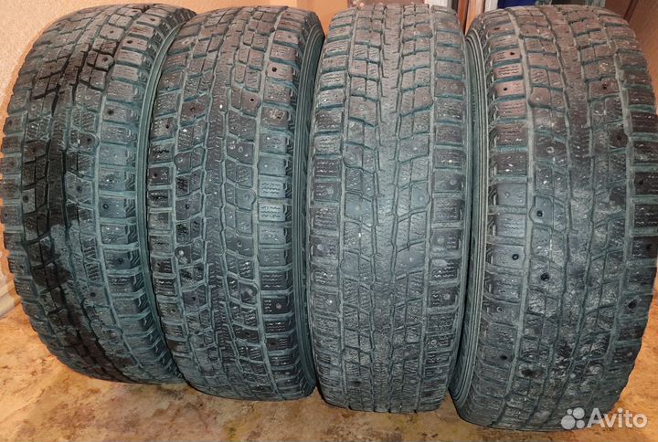 Dunlop SP Winter Ice 01 185/70 R14 88T