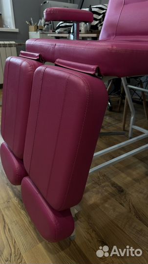 Педикюрное косметологическое кресло