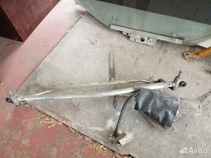 Трапеция дворников ваз 2110 в сборе с мотором