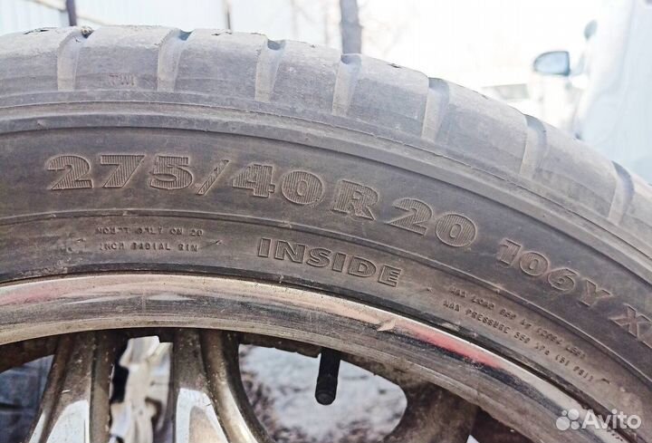 Nokian Tyres Hakka Z 275/40 R20 106