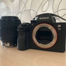 Камера Sony alpha 7 III с объективом