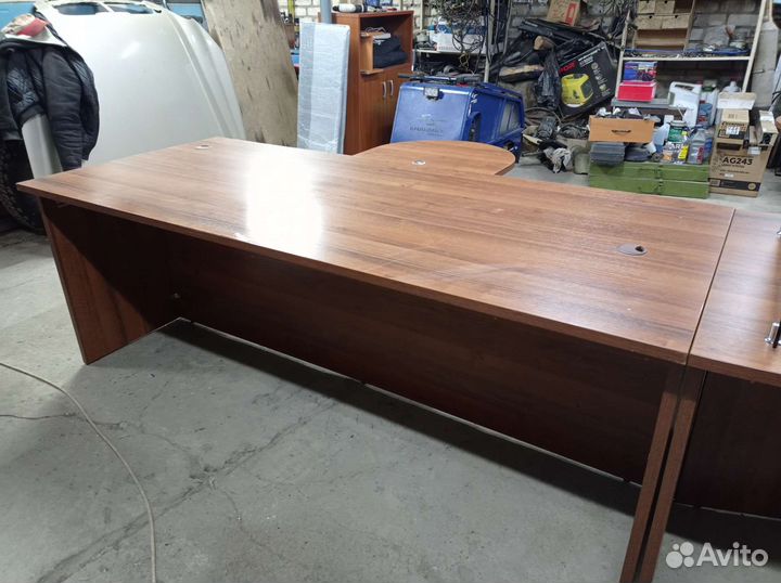 Стол ресепшн рабочие места