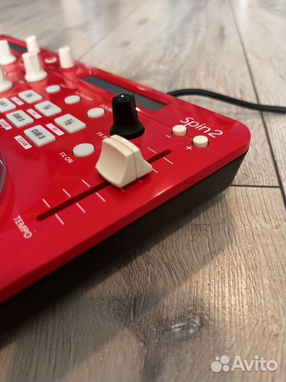 DJ контроллер Vestax Spin 2