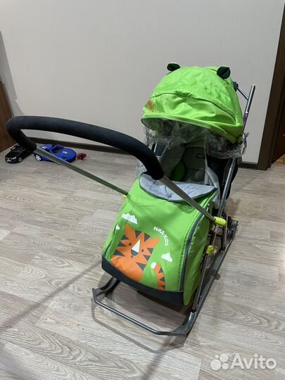 Детские санки с колесами