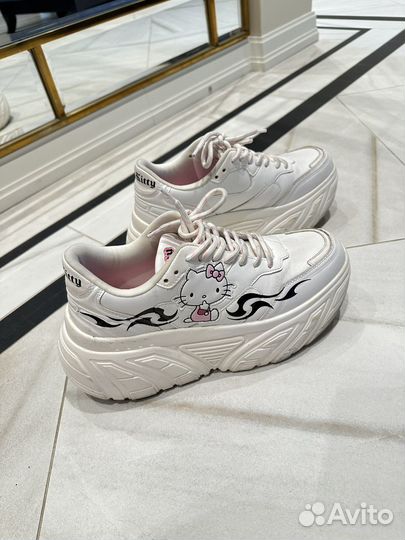 Кроссовки размер 40