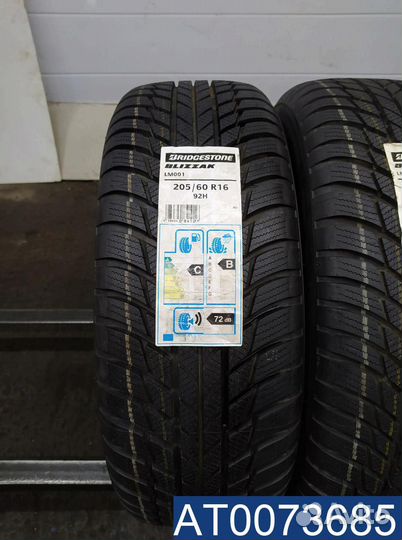 Bridgestone Blizzak LM-001 205/60 R16 98V