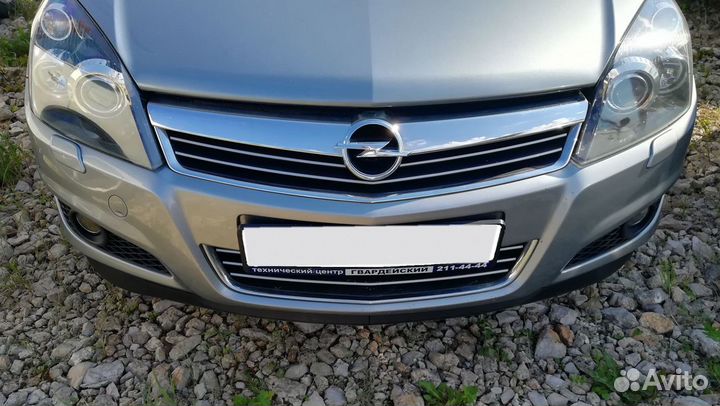 Opel Astra 1.8 AT, 2012, 120 000 км