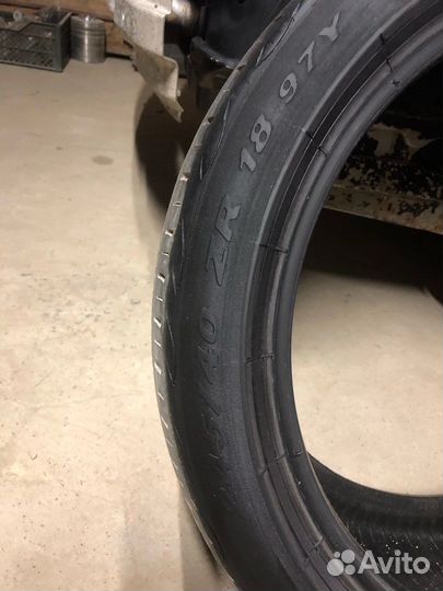 Pirelli P Zero 245/40 R18 97Y