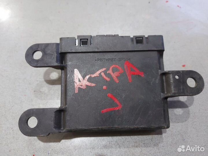 Блок управления парктрониками Opel Astra J