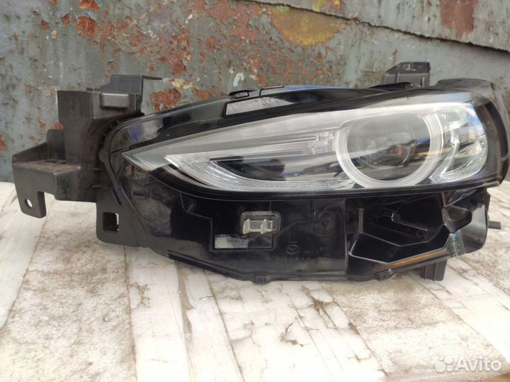 Фара левая Mazda 6 GL LED