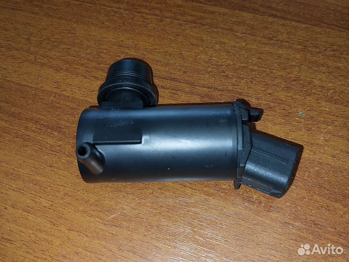 Хендай Солярис 1 Мотор омывателя 985102J000