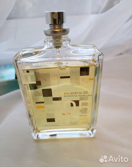 Escentric molecules 05 оригинал