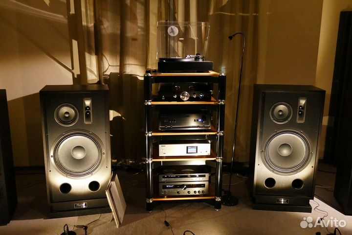 Напольная акустика Magnat Transpuls 1500