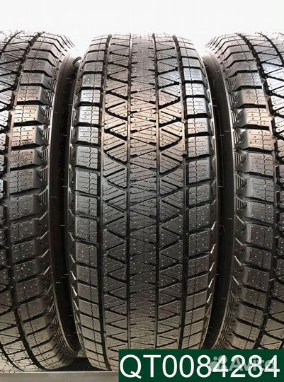 Bridgestone Blizzak DM-V1 215/65 R17 96P