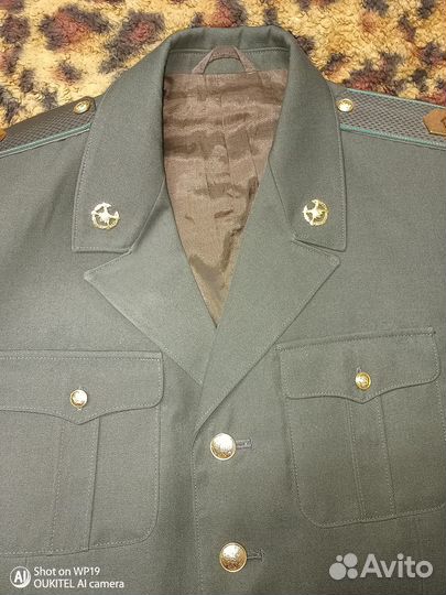 Военный пограничный китель