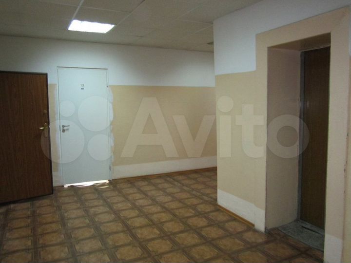 Продается офис в бизнес-центре, 260 м²