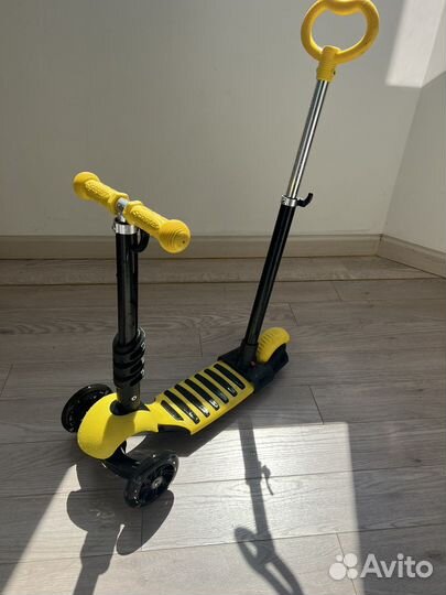 Самокат с ручкой