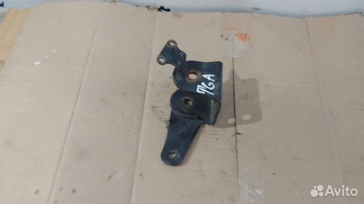 Кронштейн кабины левый Man Tga Tgs