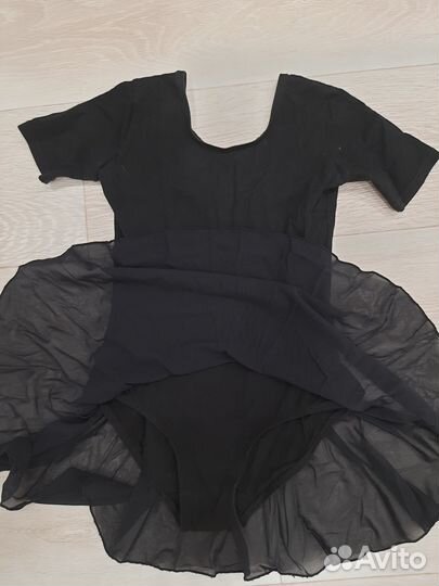 Продам купальник с юбочкой, б/у