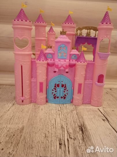 Замок игрушка цена 500, так же кафе 500