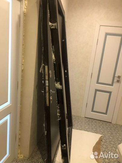 Дверь входная металлическая