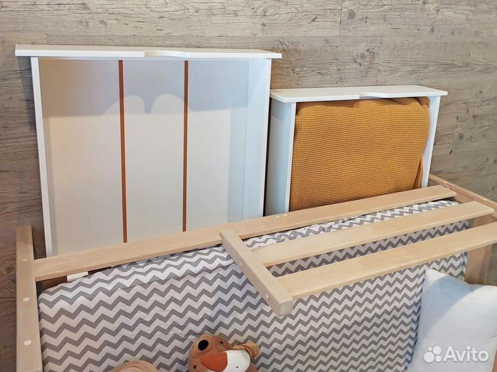 Детская кровать с ящиками