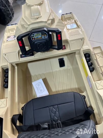 Детский электромобиль