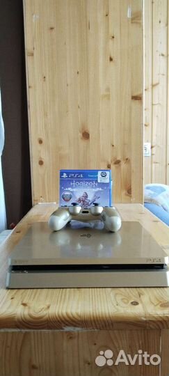 Sony PlayStation 4 slim Gold Editon
