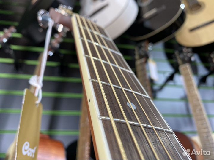 Cort AD880 Акустическая Гитара из ели (новая)