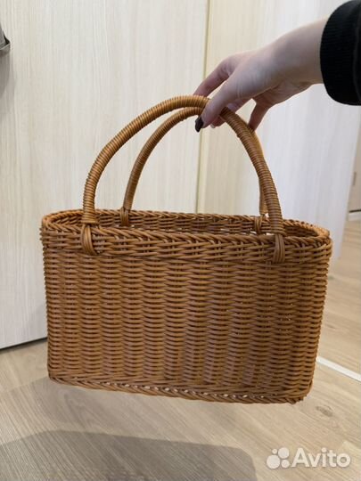 Корзина плетеная большая