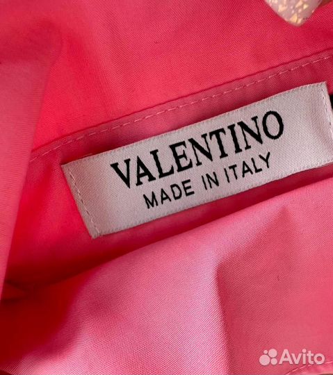 Нежная рубашка Valentino стиль 2024