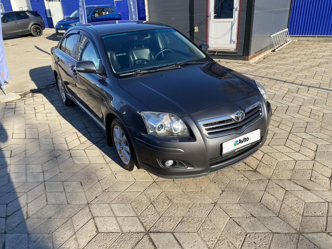 Toyota Avensis: фото владельца