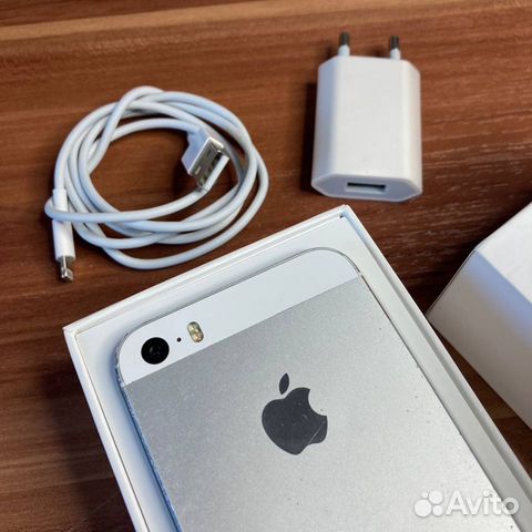 Apple iPhone 5S 16gb (White)