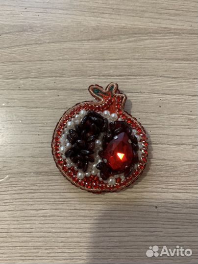 Брошь ручной работы