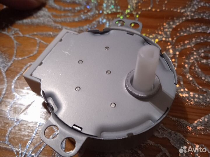 Мотор для микроволновой печи