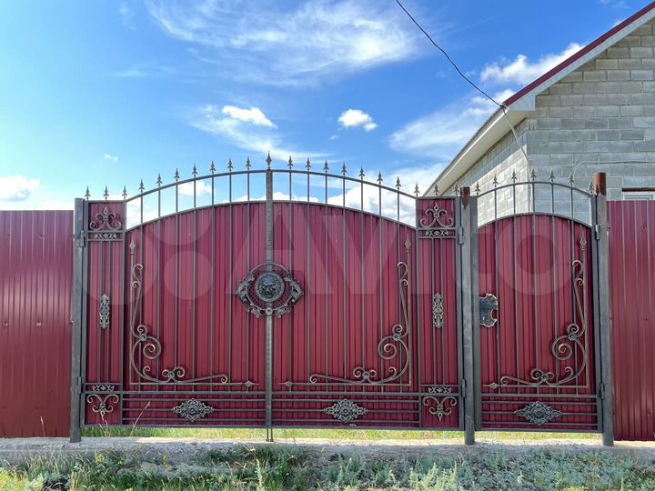 Дом 200 м² на участке 10 сот.