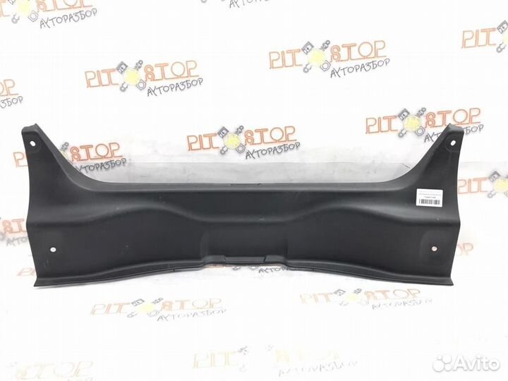 Накладка петли багажника Nissan Teana (J32) 2008