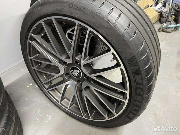 Колеса в сборе R21 Porsche Panamera Turbo Design