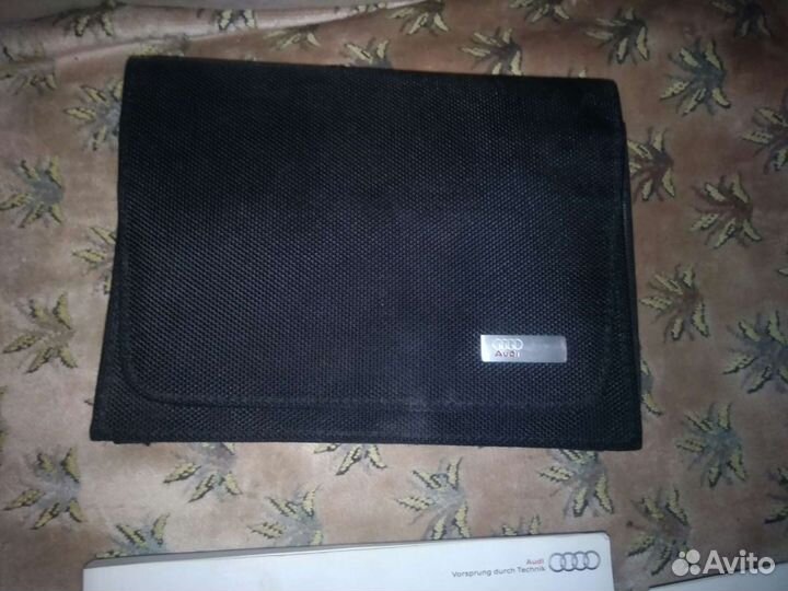 Сервисная книжка с чехлом audi a4